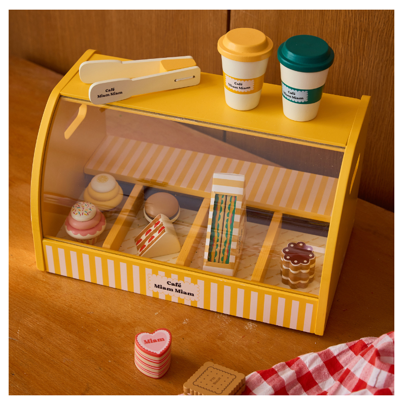 Wooden Play Pastry Stand